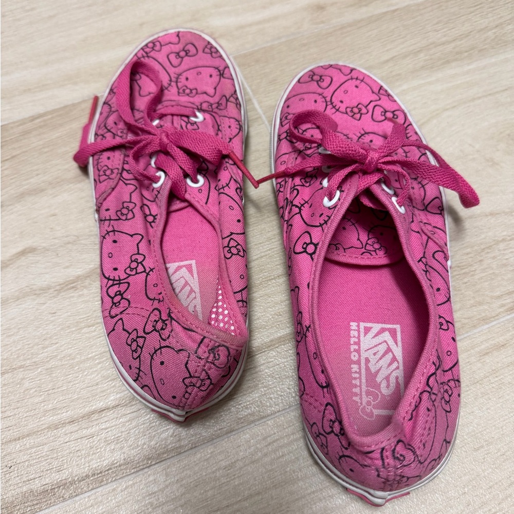 Pink Hello Kitty Vans - Picture 3 of 4